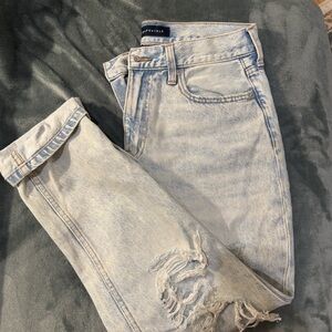 Aeropostale women’s mom Jeans
